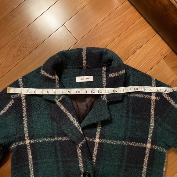 EUC! - John & Jenn | Tartan Coat - Picture 6 of 7